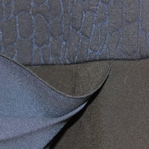 TORY BURCH Navy Blue and Black Quilted Jaquard XS - Picture 3 of 12